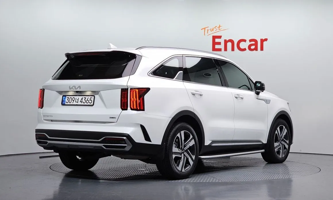 Kia Sorento — фото 4