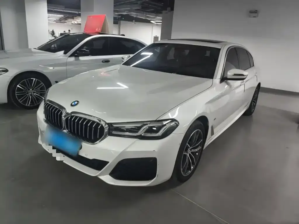 BMW 5 Series — фото 2