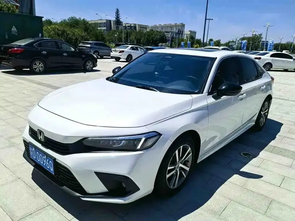 Honda Civic — фото 1