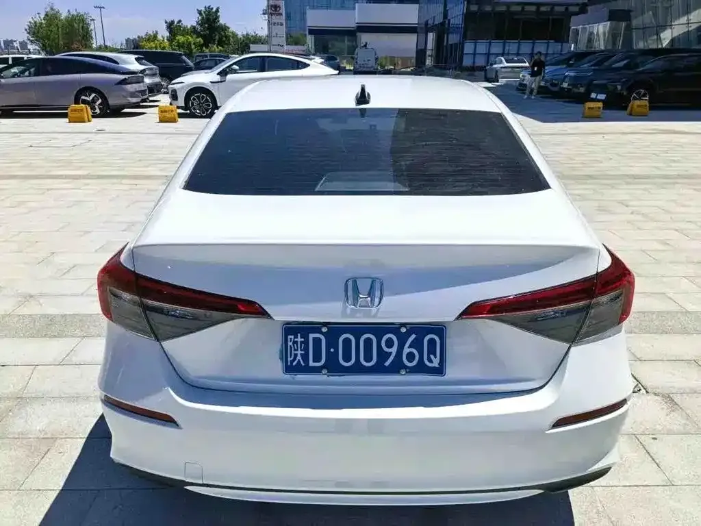 Honda Civic — фото 6