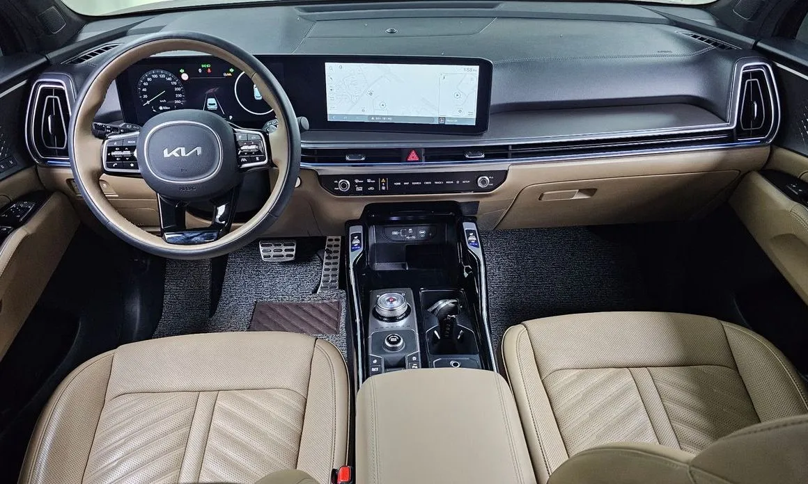 Kia Sorento — фото 9