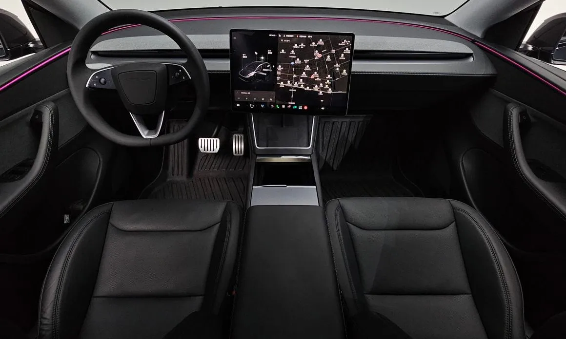 Tesla Model Y — фото 9