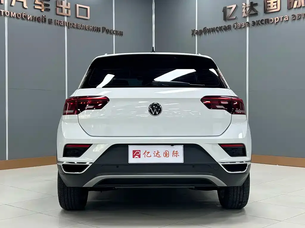 Volkswagen T-Roc — фото 4