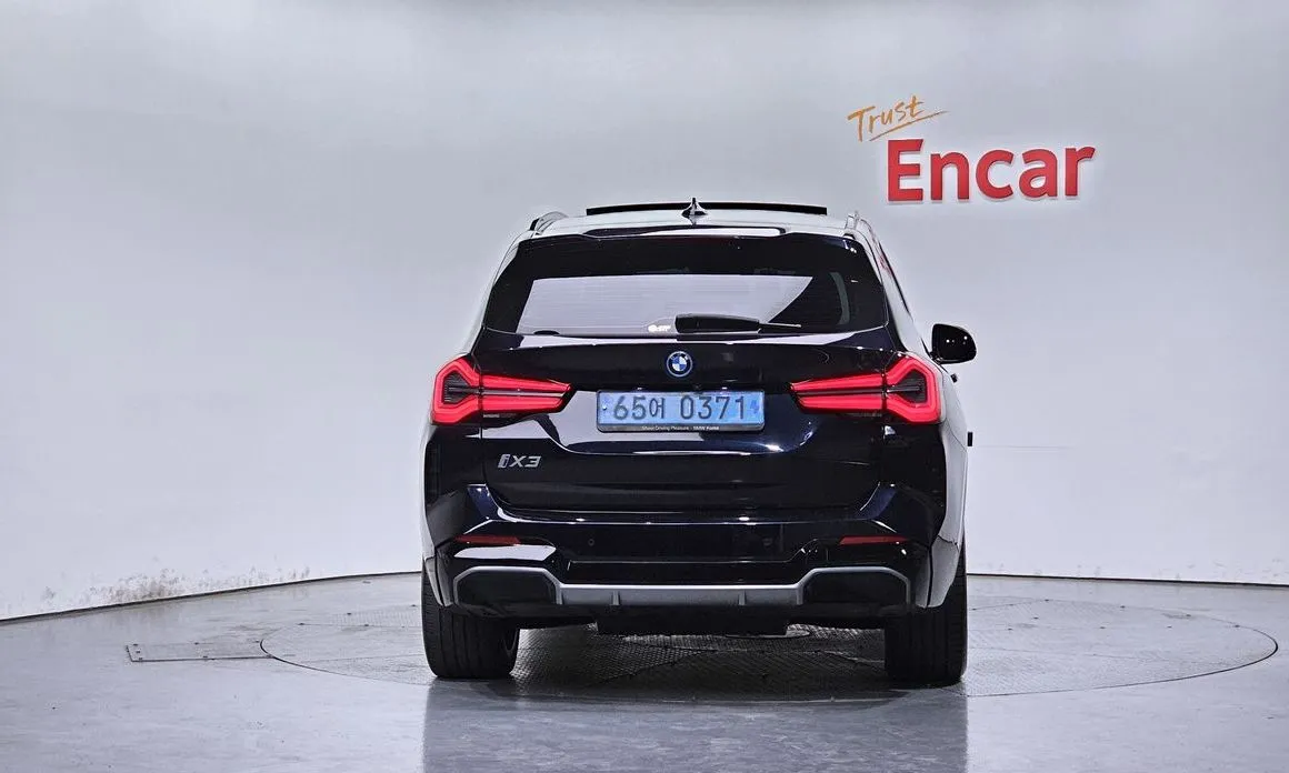 BMW iX3 2023 из KR, фото 3