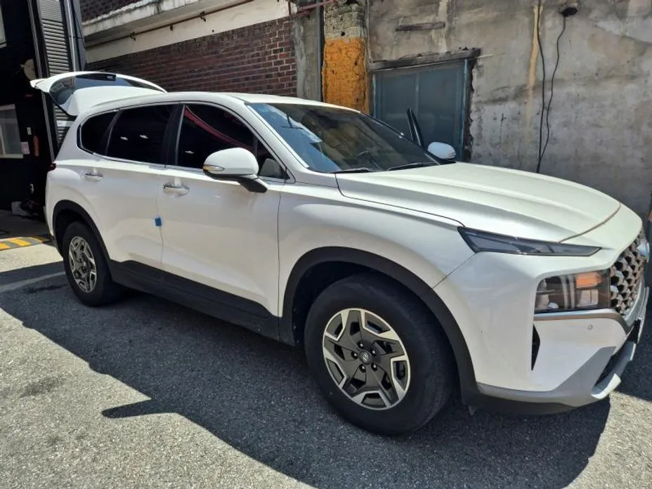 Hyundai Santafe — фото 1
