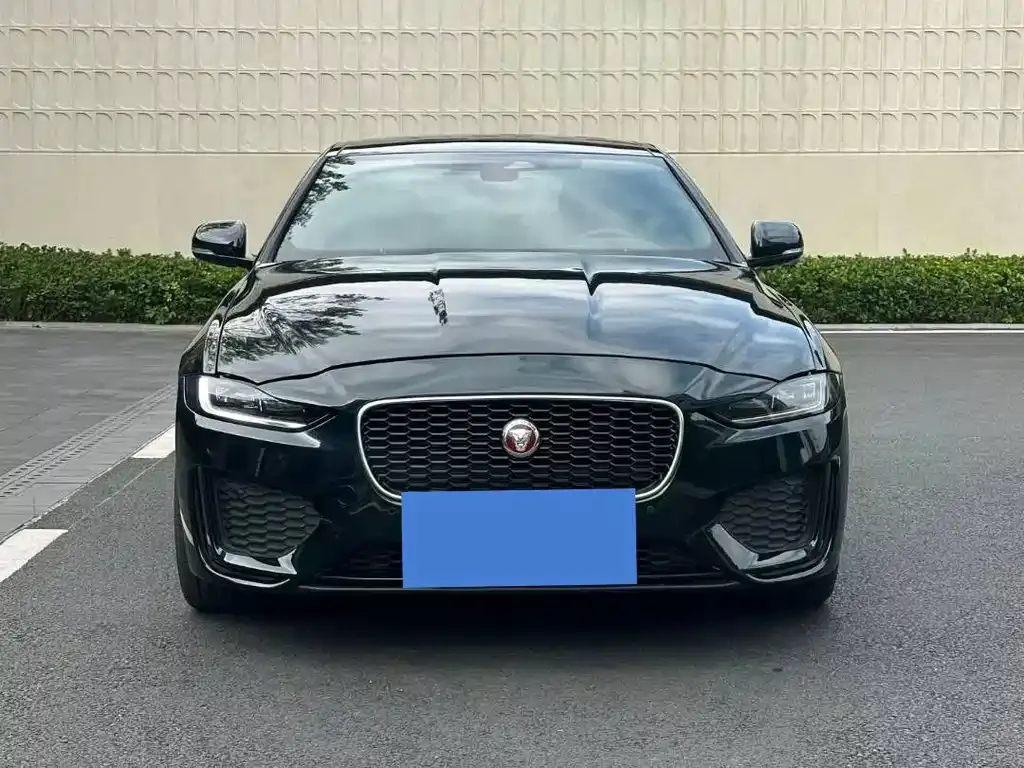 Jaguar XEL — фото 2