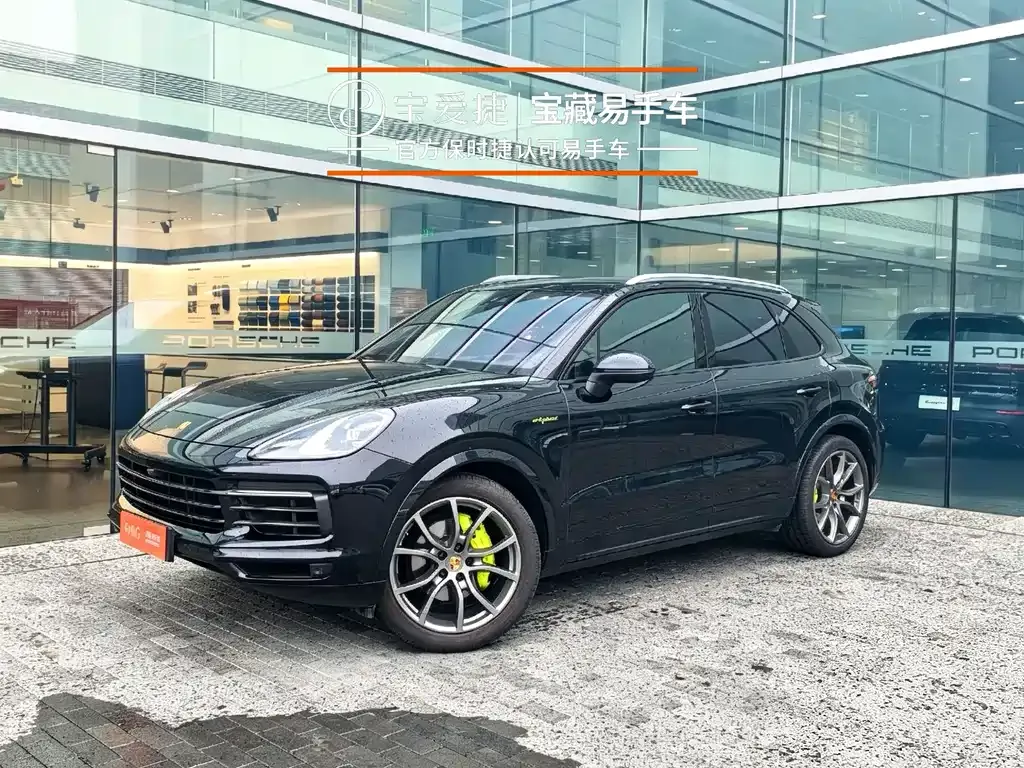 Porsche Cayenne Hybrid — фото 1