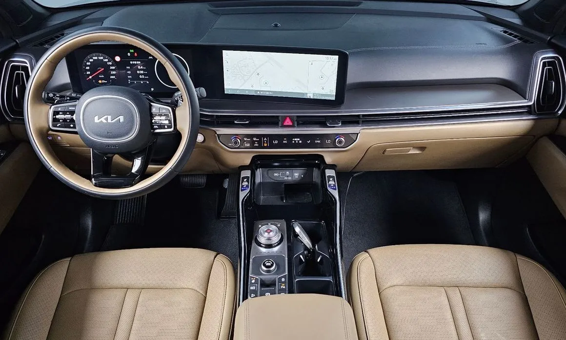 Kia Sorento — фото 8