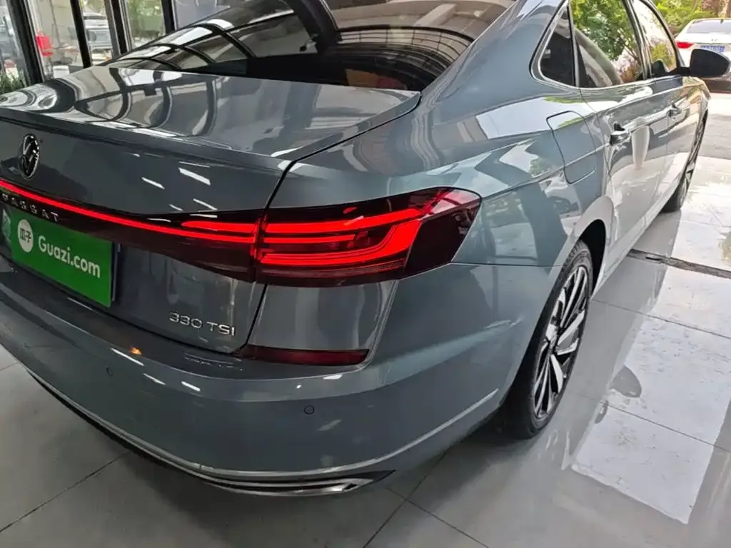 Volkswagen Passat — фото 4