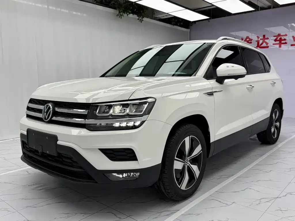 Volkswagen Tharu — фото 1