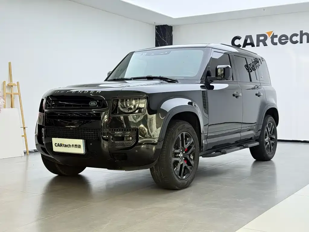 Land Rover Defender — фото 1
