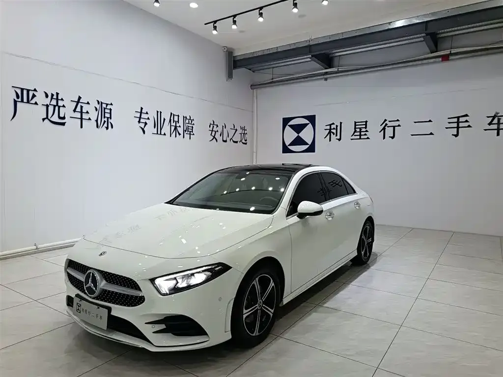 Mercedes-Benz A-Class — фото 1