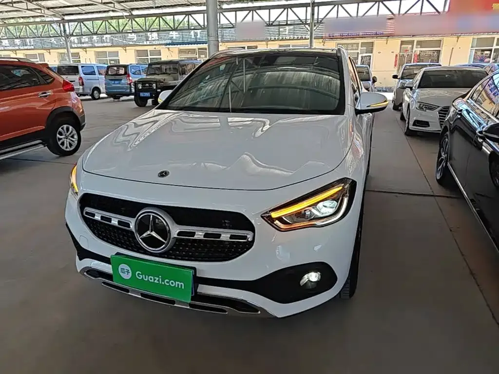 Mercedes-Benz GLA — фото 6