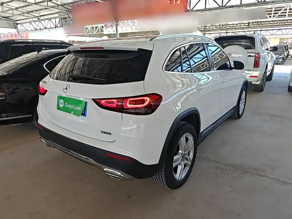 Mercedes-Benz GLA — фото 10