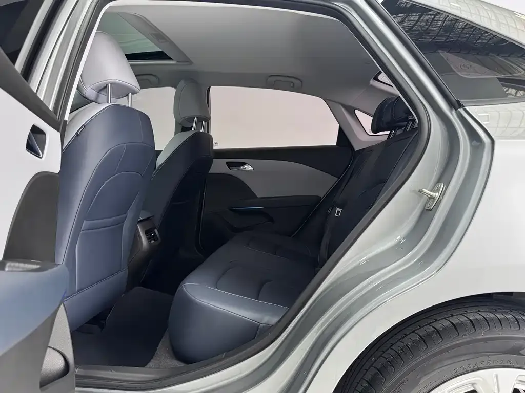 Chevrolet Monza 2023 из CN, фото 6