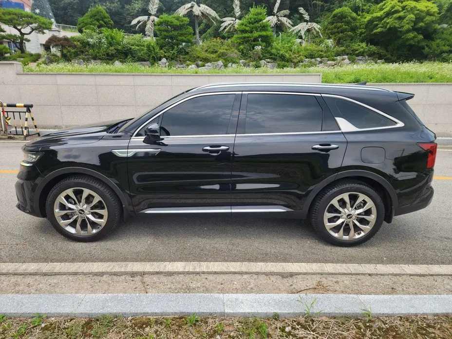 Kia Sorento — фото 4