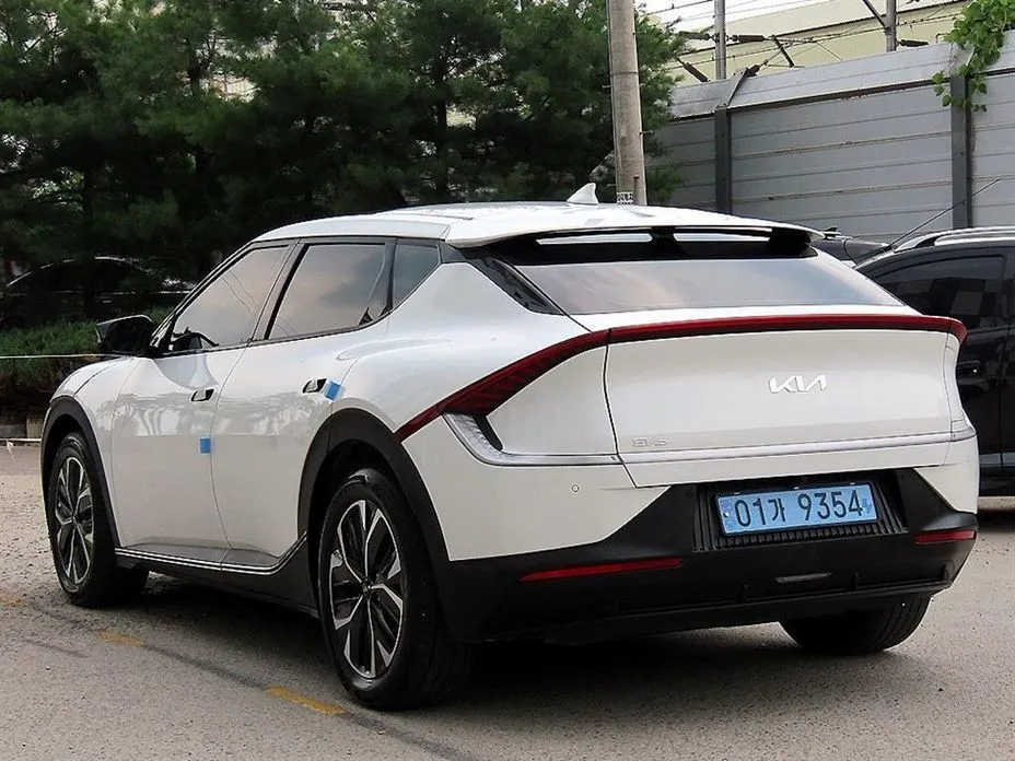 Kia EV6 — фото 10