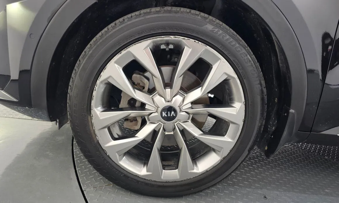 Kia Sorento — фото 10