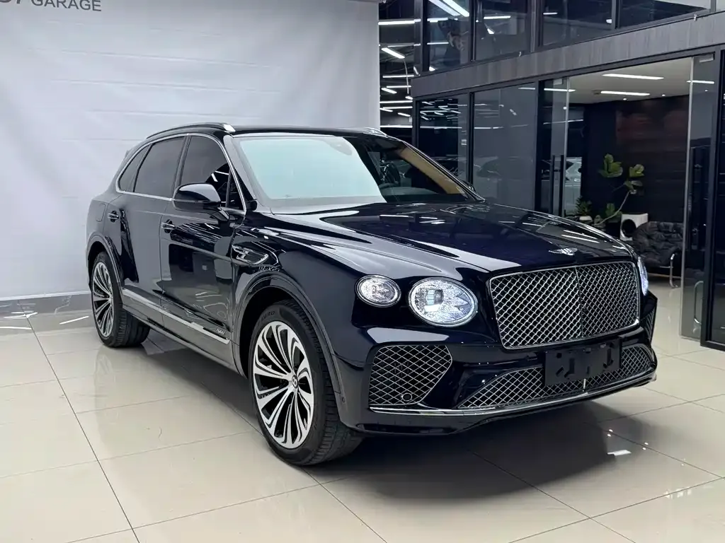 Bentley Bentayga PHEV — фото 7