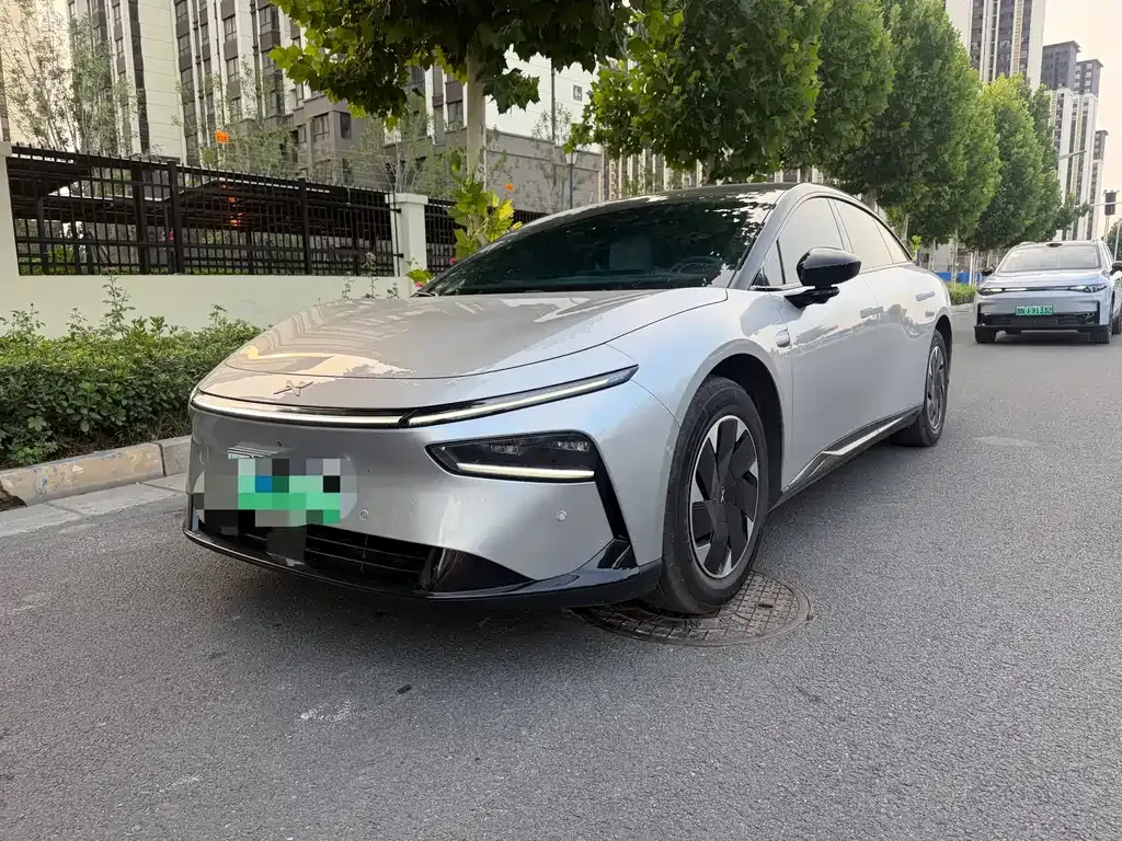 XPeng P7+