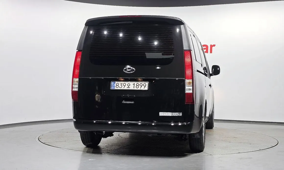 Hyundai Staria — фото 2
