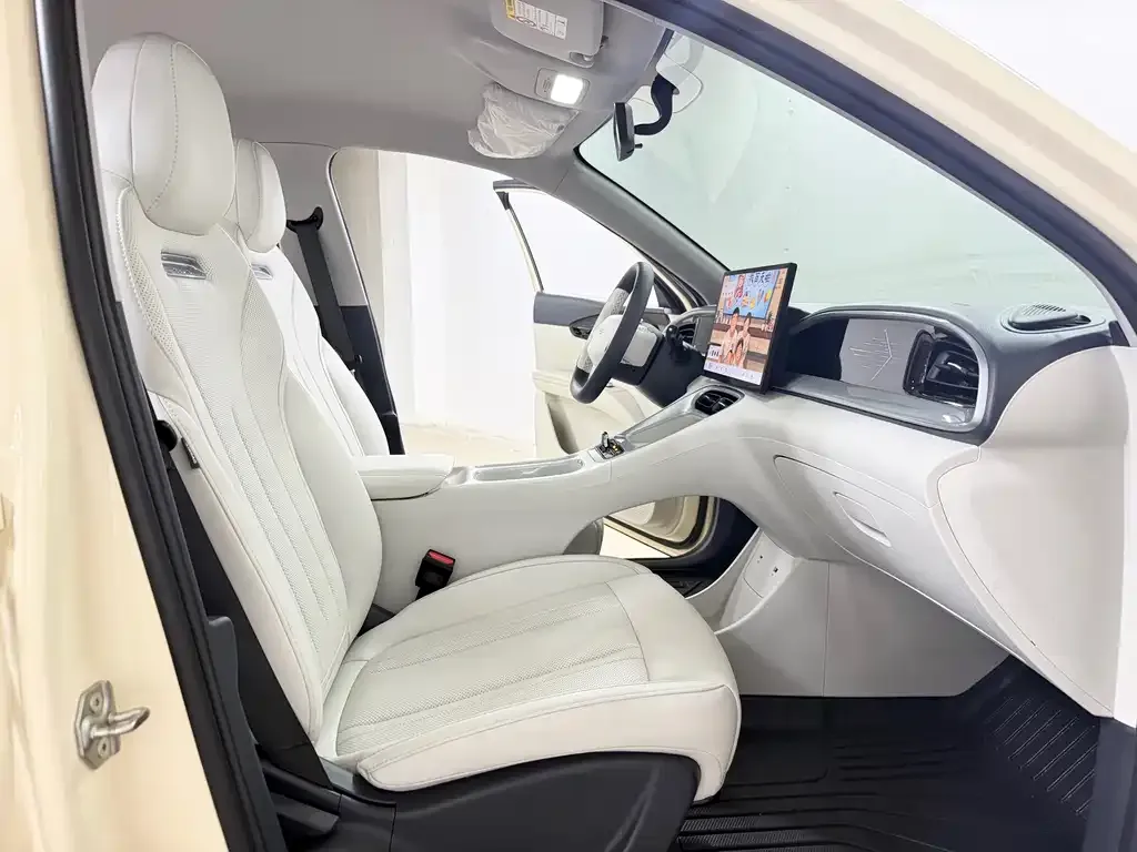 Geely Starburst — фото 6