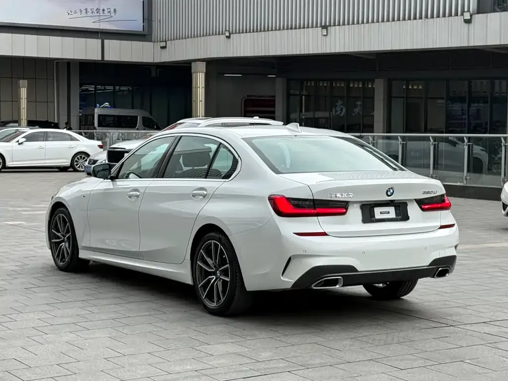 BMW 3 Series — фото 4