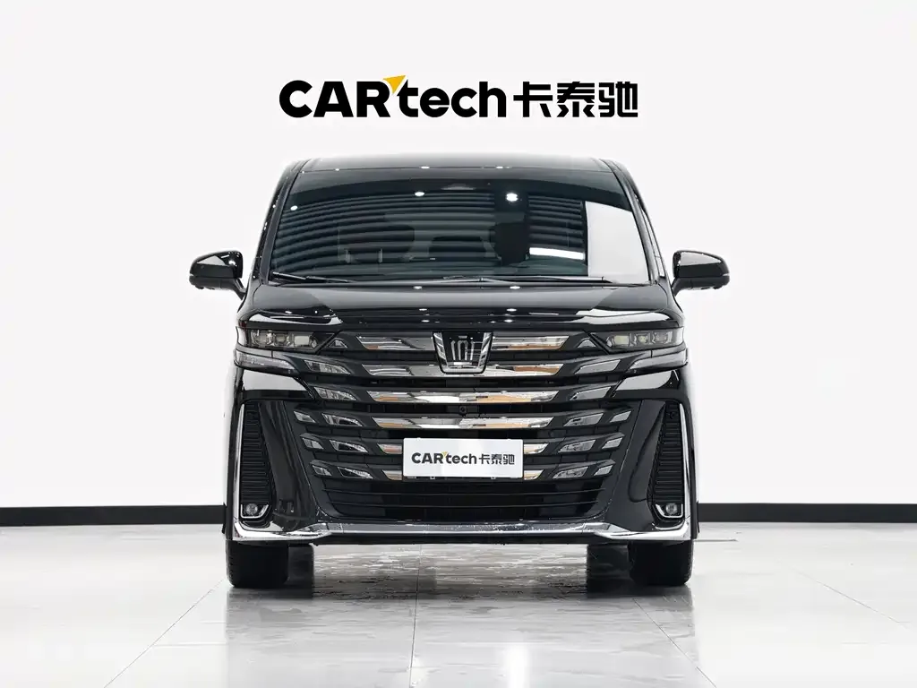 Toyota Vellfire — фото 2