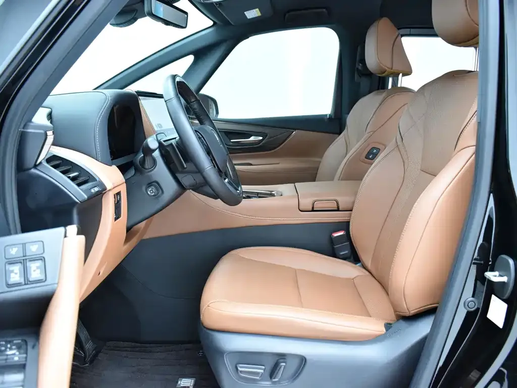 Toyota Vellfire — фото 8