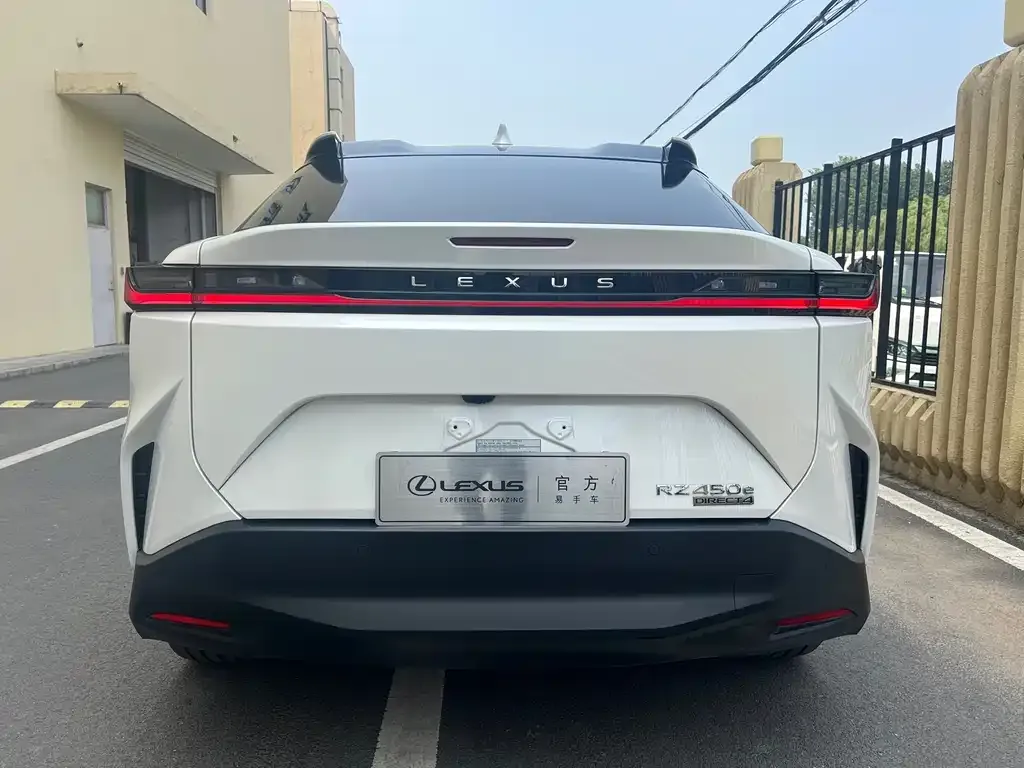 Lexus RZ — фото 6