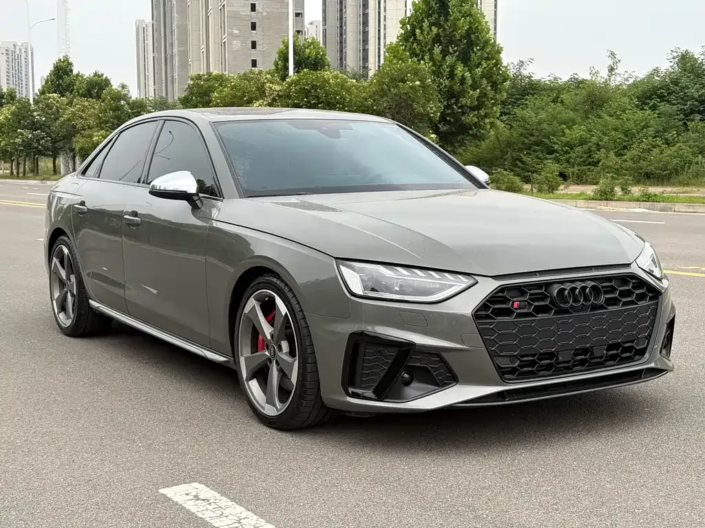 Audi S4 — фото 10