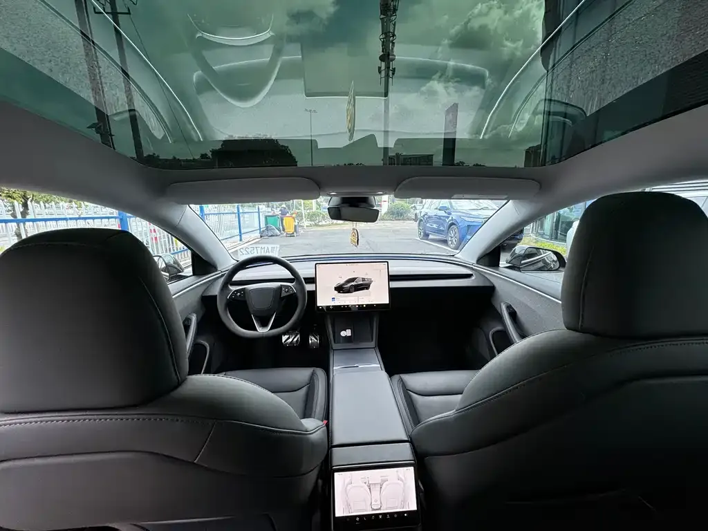 Tesla Model 3 — фото 6