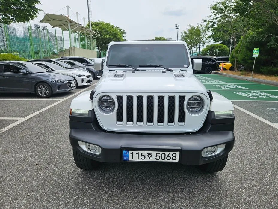 Jeep Wrangler 2.0 Overland Power Top 4Door 1