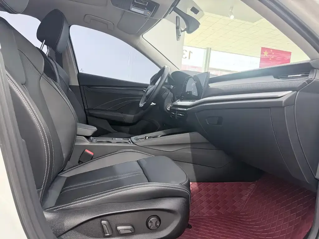 Skoda Octavia — фото 10