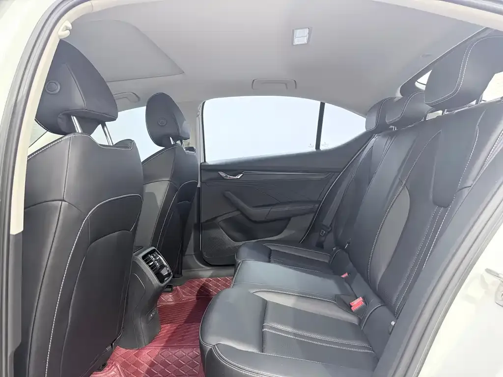 Skoda Octavia — фото 6