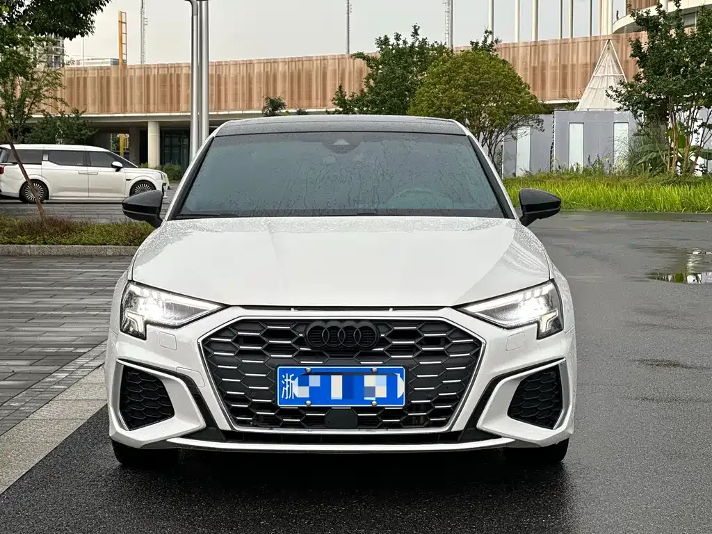 Audi A3 2022 из CN, фото 3