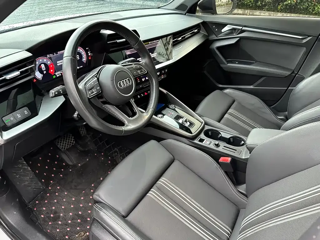 Audi A3 2022 из CN, фото 4