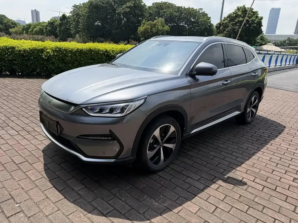 BYD PLUS New Energy — фото 1