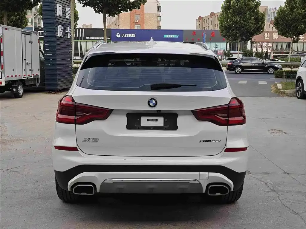 BMW X3 — фото 3