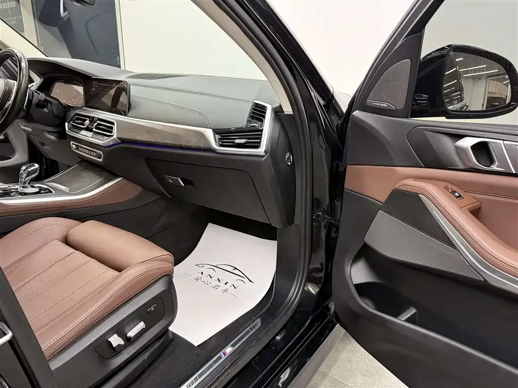 BMW X5 (Import) — фото 7