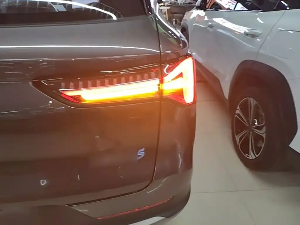 Wuling Xingguang S — фото 2