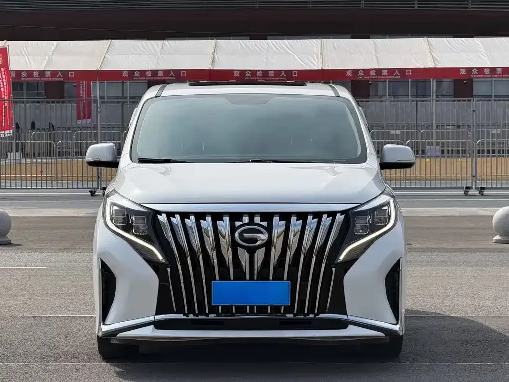 GAC Motor Trumpchi M8 — фото 5