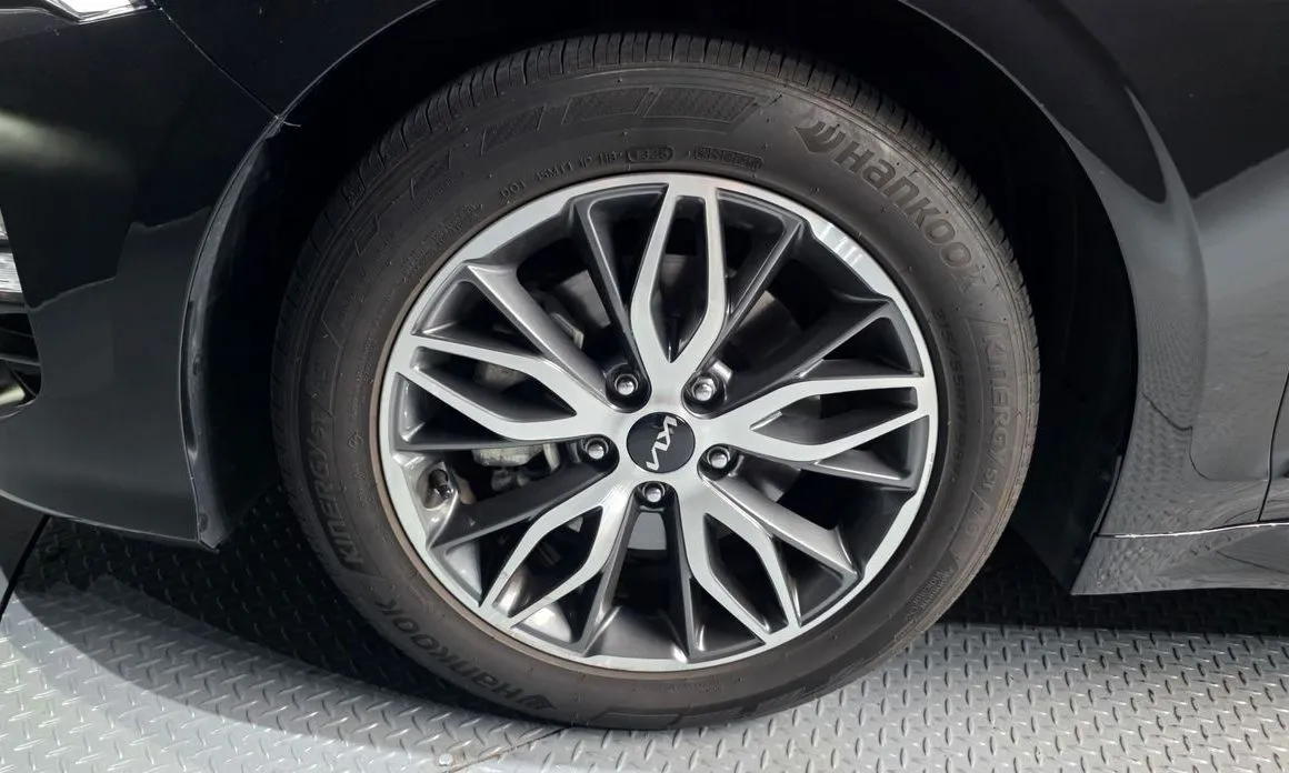 Kia K5 2023 из KR, фото 3