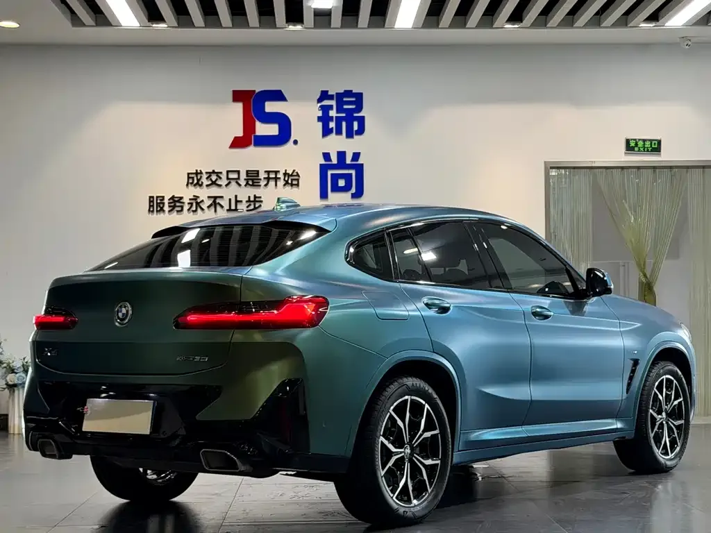 BMW X4 — фото 10