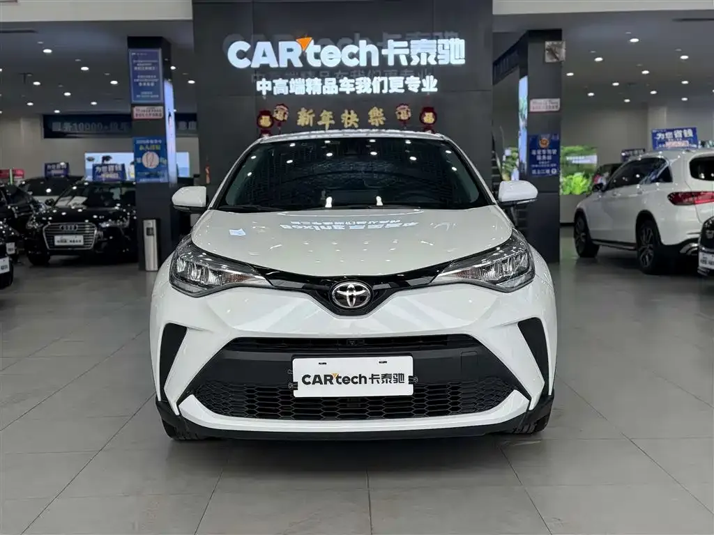 Toyota C-HR — фото 7