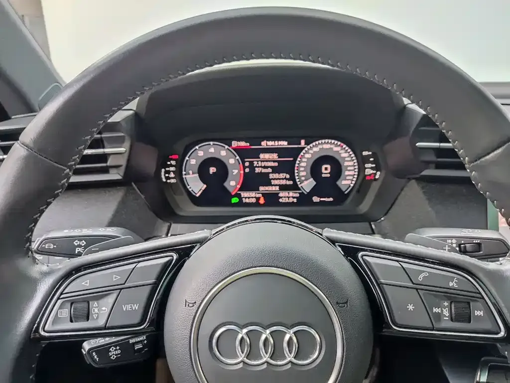 Audi A3 — фото 10