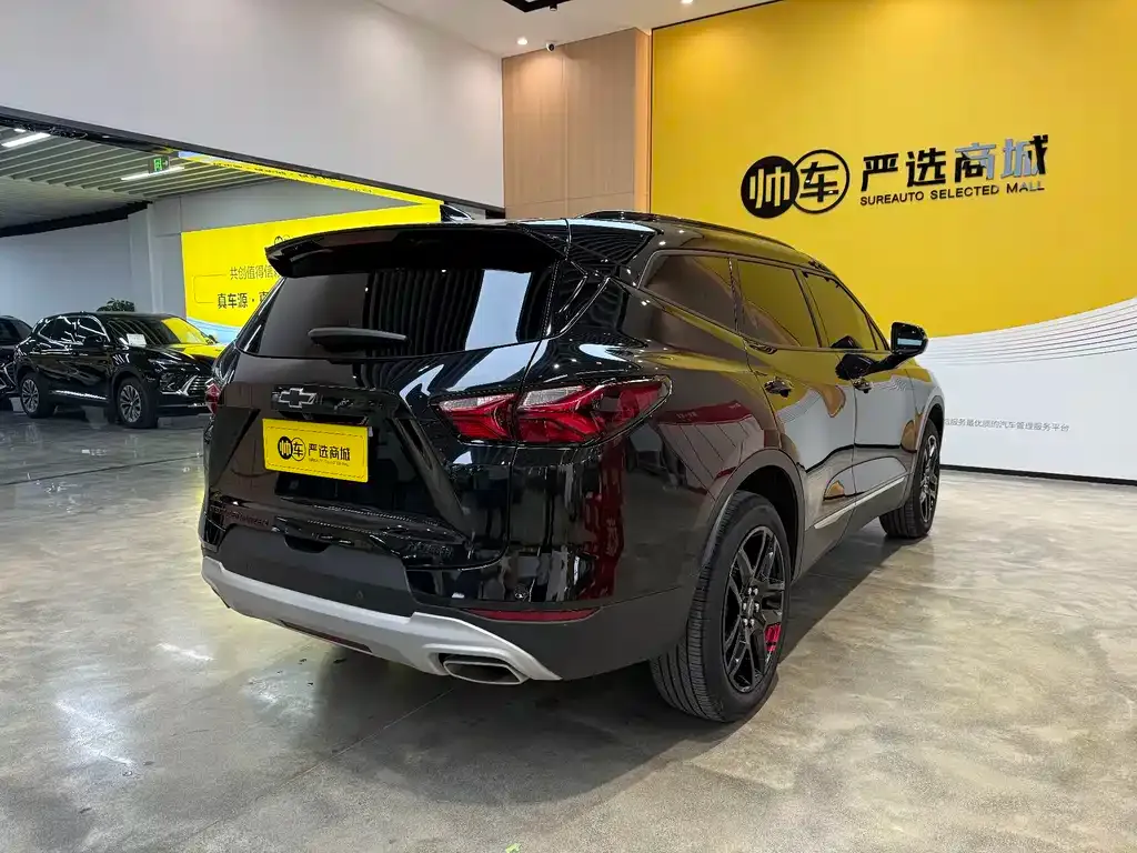 Chevrolet Blazer 2023 из CN, фото 4