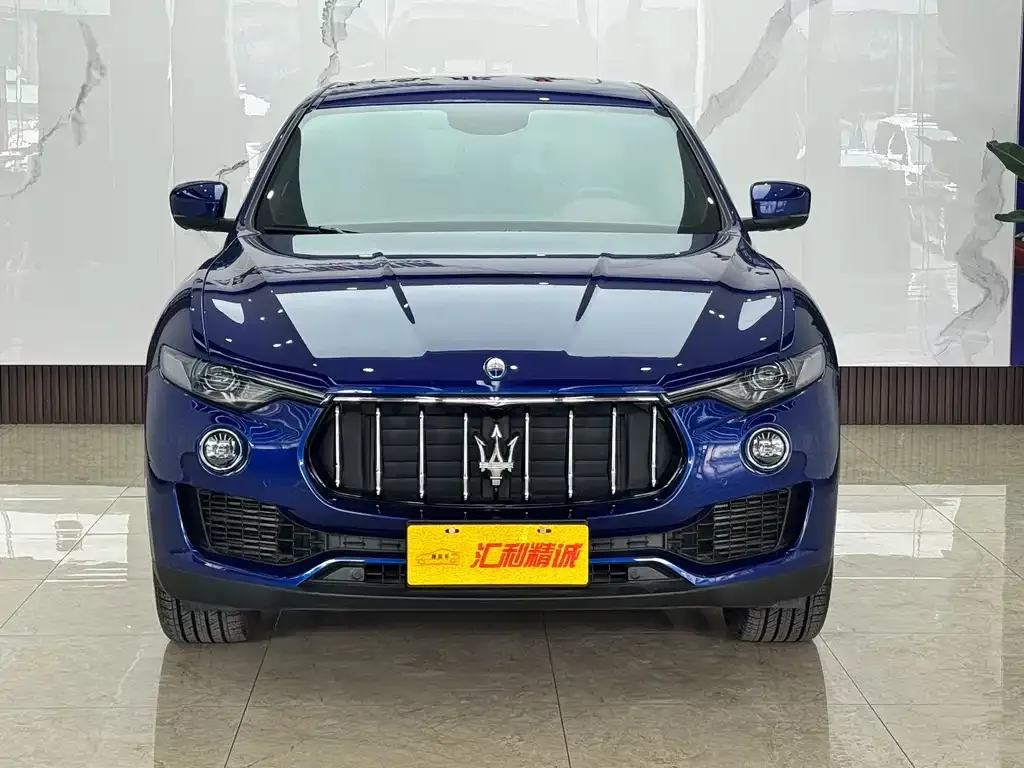 Maserati Levante — фото 2