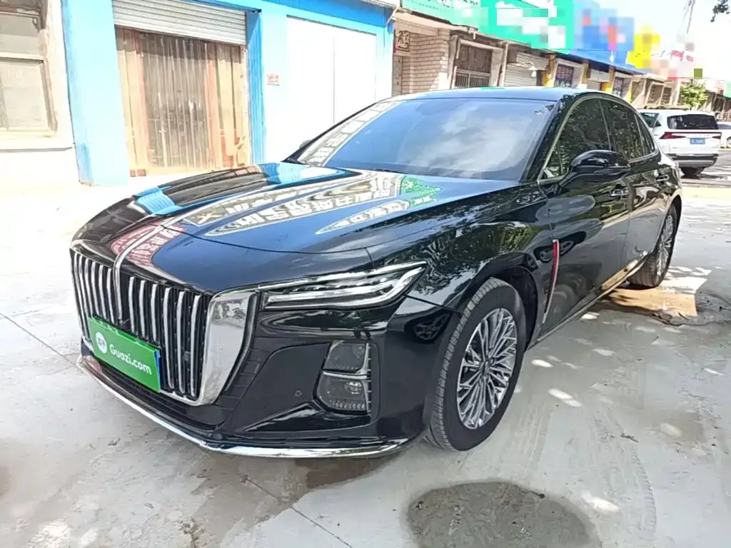 Hongqi H5 — фото 1