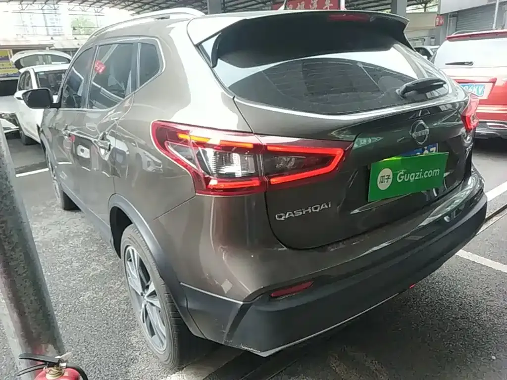 Nissan Qashqai — фото 2